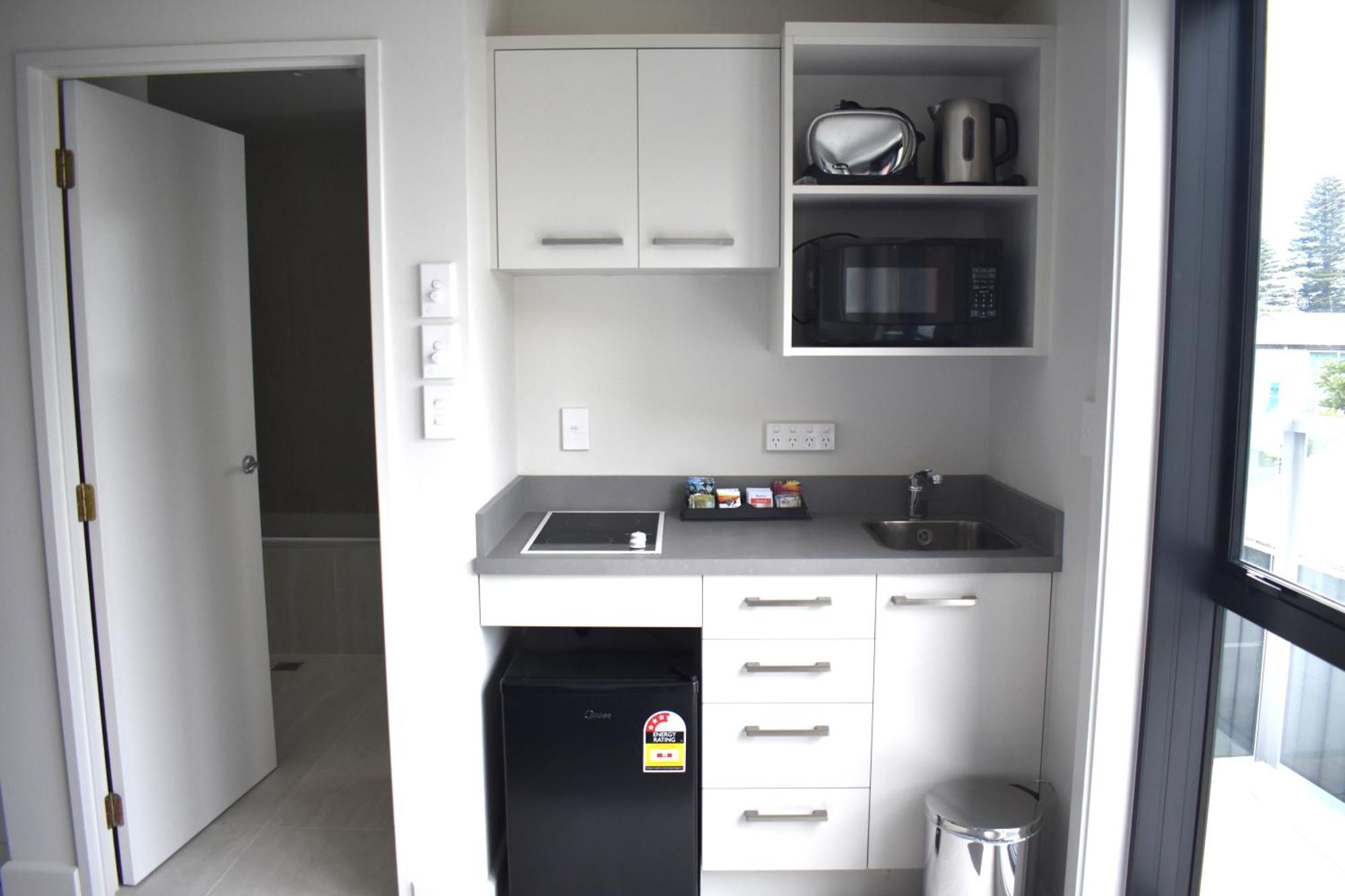 6 On Adams Mount Maunganui Exterior foto